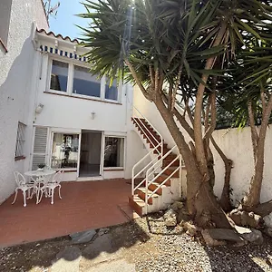 Apartamento Agi Port De, Rosas